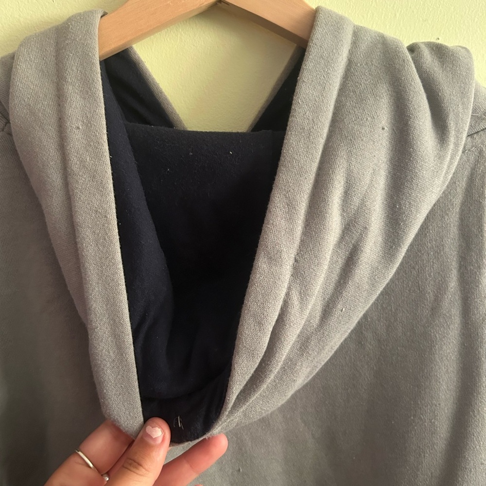 Colosseum Gray Sweatshirt Classic Penn State Design - Picture 5 of 6